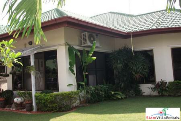 Three Bed, Three Bathroom House on 500sq.m. of Land For Long Term Rent - East Pattaya-9