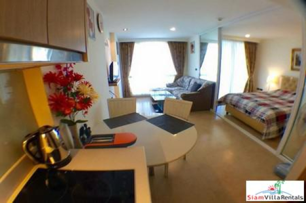 1 Bedroom Luxury Condo on Pratumnak Hills Just only 150 Meters from Cosy Beach-9