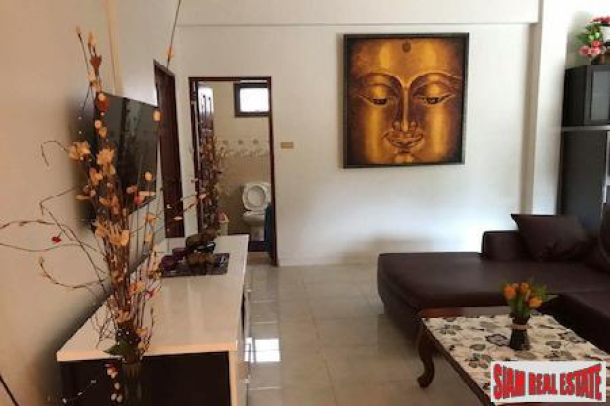 Three Bedroom Pool Villa for Rent in a Desirable Area of Rawai, Phuket-11