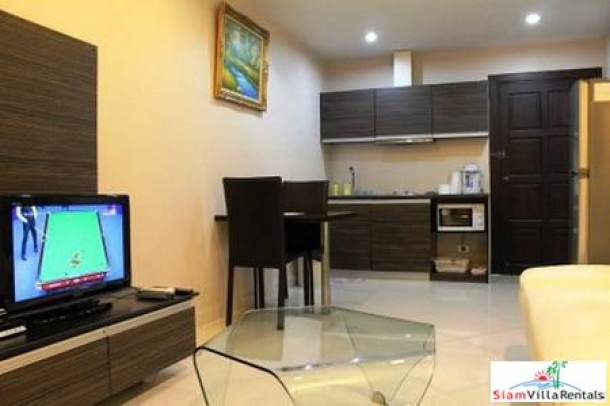 1 Bedroom Resort Style Condo in Jomtien (include internet & Cable tv)- 1600 Sq.m. Communal Pool-9