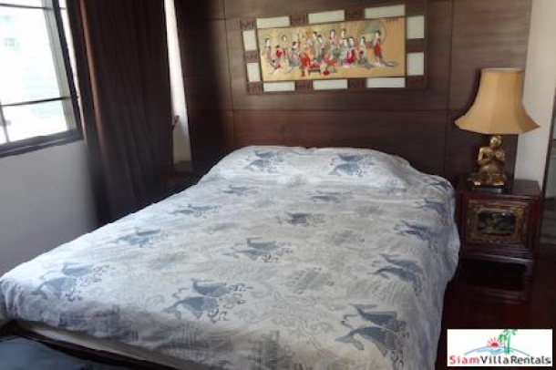 Large and Private Two Bedroom Condo in a Great Location, Chong Nonsi-8