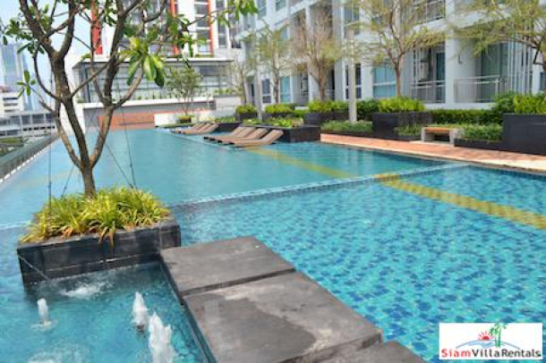 Supalai Lite | Amazing Penthouse with River View For Rent Near Surasak, Bangkok-11