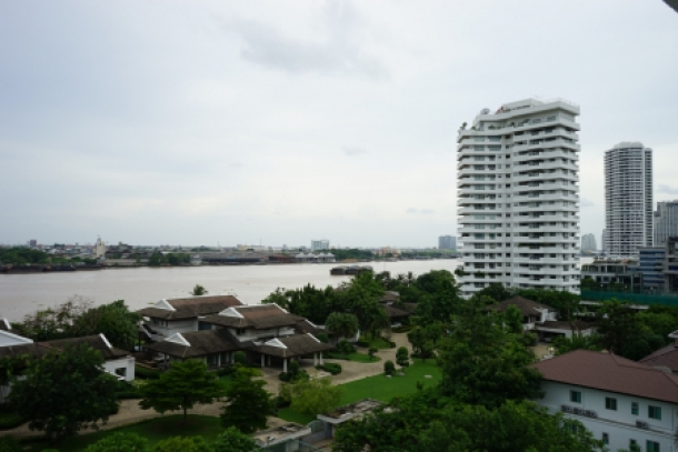 Riverside Condominium | Luxury Riverside Three Bedroom Condominium for Rent (Recently Refurbished)-3
