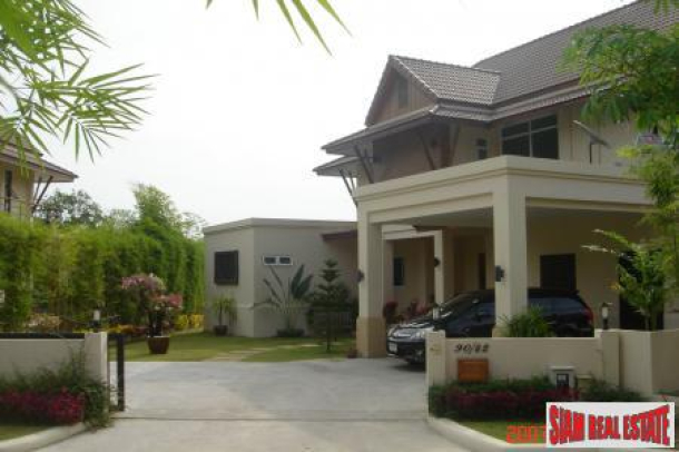 Private 5-Bedroom Family Home with Pool and Large Gardens in Koh Kaew, Phuket-1
