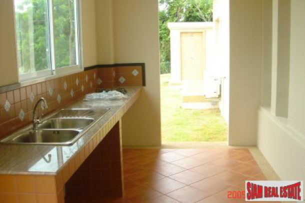 Private Pool Villa with 4-Bedrooms in Rawai, Phuket-10