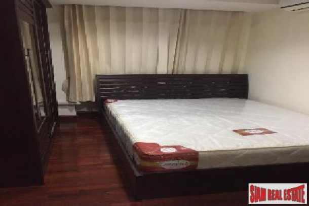 River Heaven Charoenkrung 76 | Modern Two Bedroom Condo for Sale in Wat Phraya Krai-2