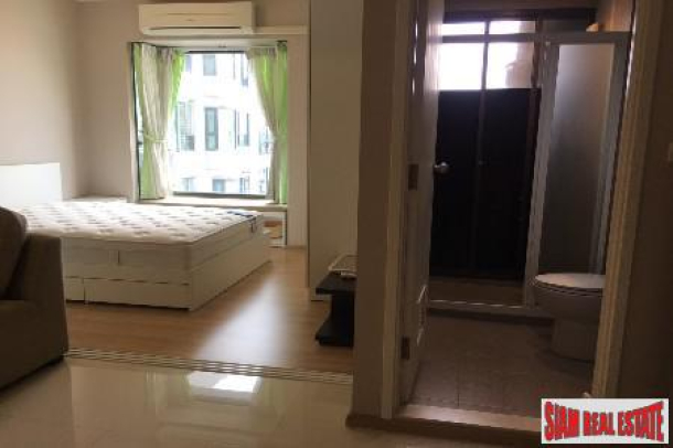 Views of the City from this One Bedroom Condo Centrally Located in Bangkok-3