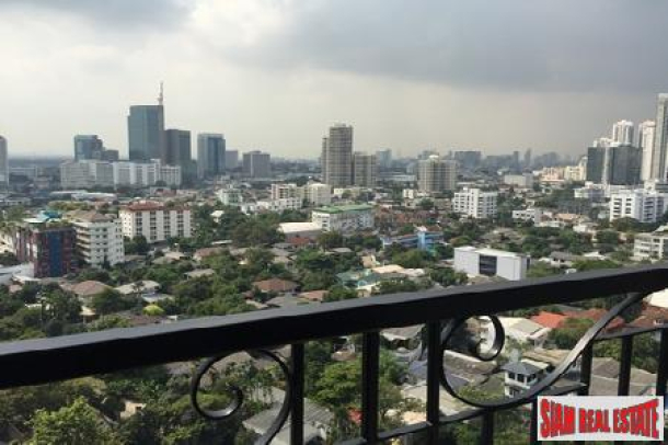 The Crest Sukhumvit 34 | Panoramic Views from this One-Bedroom Condo-1