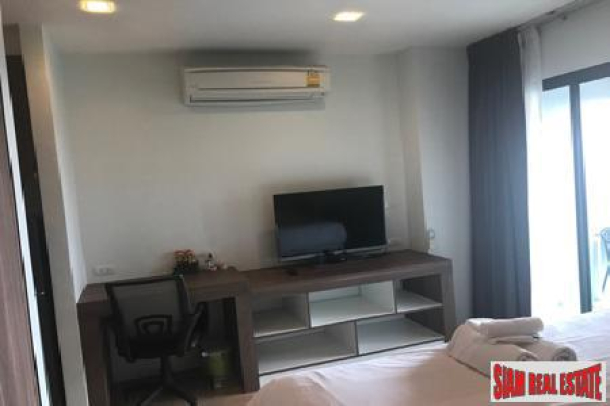One Bedroom Condominium with Fantastic Mountain Views for Rent in Bang Tao, Phuket-9