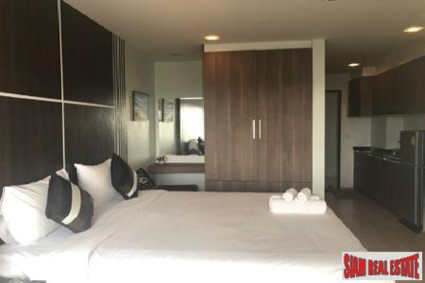 One Bedroom Condominium with Fantastic Mountain Views for Rent in Bang Tao, Phuket-5