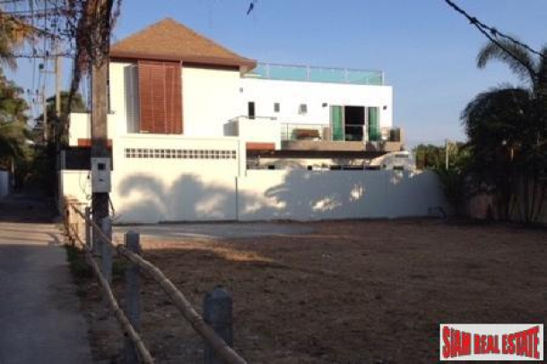 Land Plot for Sale in a Desirable Area of Nai Harn, Phuket-2