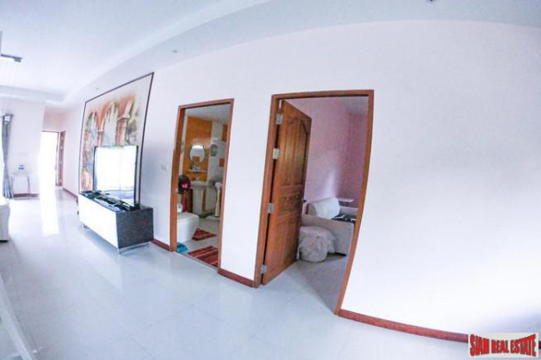 Platinium Residence Park | Rawai Three Bedroom with Pool in a Villa Development-7
