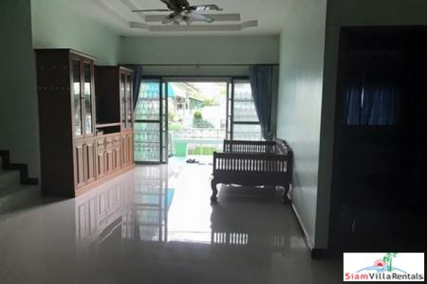 Hot Deal! Big Beautiful 4 Bedrooms House in Naklua Wongamat Area for Rent-4