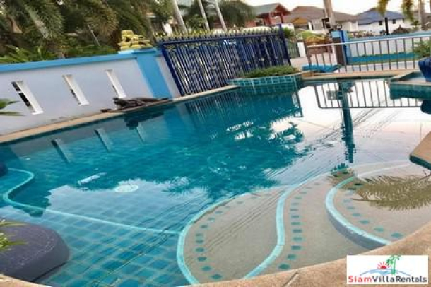 4  Bedrooms Pool Villa in Central Pattaya for Long Term Rent-2