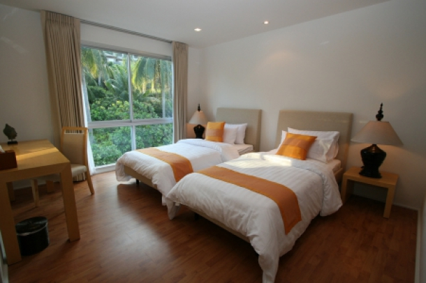 New 2-4 Bed Private Pool Villas in Secure Estate, Samui-14