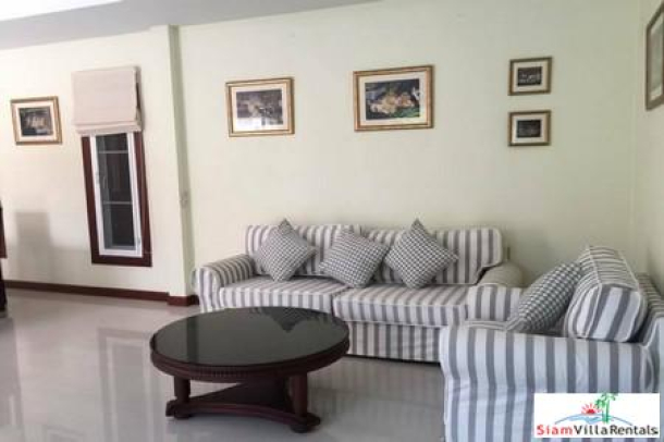 Pool Villa for Rent in North Pattaya Near Central Mall-12