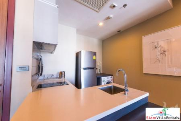 Villa Asoke | Large Deluxe Duplex Condominium for Rent in Asok-18