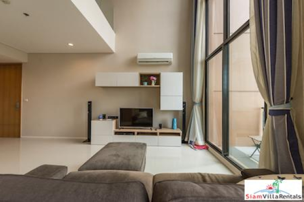 Villa Asoke | Large Deluxe Duplex Condominium for Rent in Asok-16