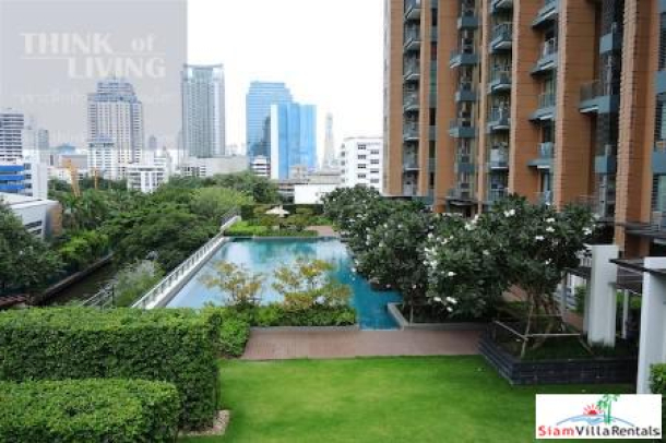 Villa Asoke | Large Deluxe Duplex Condominium for Rent in Asok-9