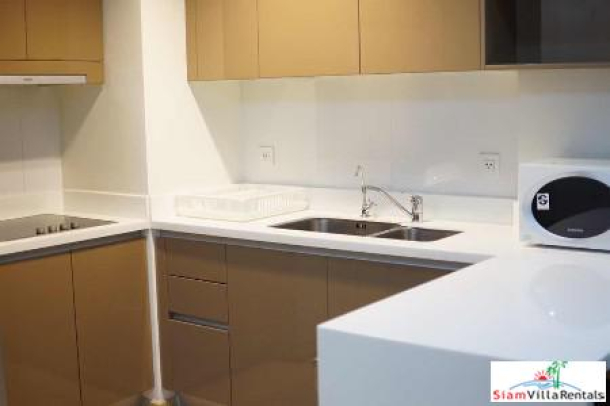 Siri at Sukhumvit 38 | Convenient Deluxe Two Bedroom for Rent in Thong Lo-4