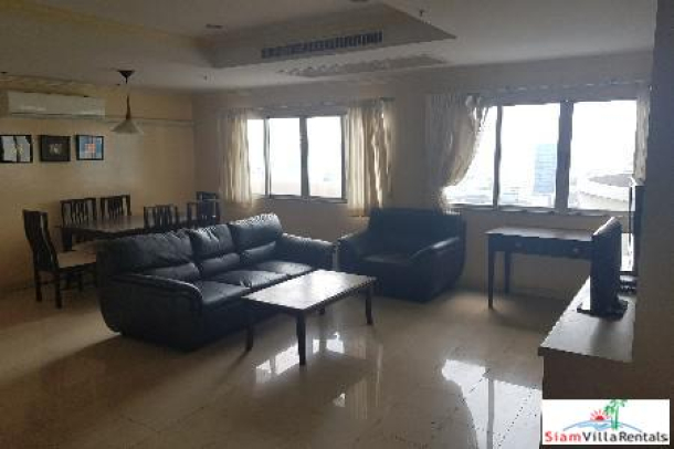 Witthayu Complex | Large Two Bedroom Condo near BTS Phloen Chit-16