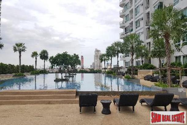 Supalai River Resort | Fantastic Views of the River from this Two Bedroom Condo in Krung Thonbur-1
