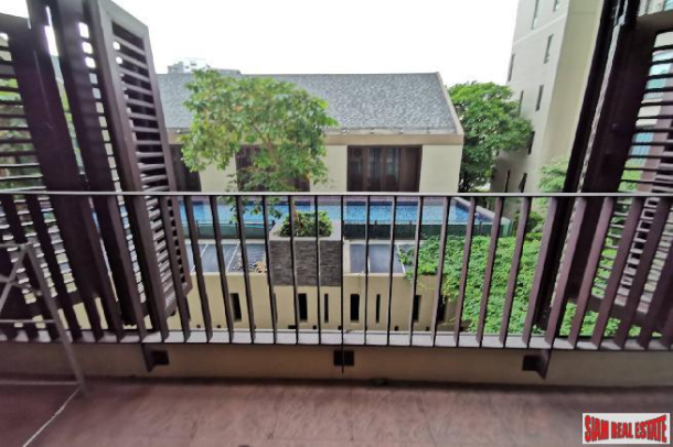 City Views from this Modern and Fully Furnished One Bedroom in Phra Khanong, Bangkok-25