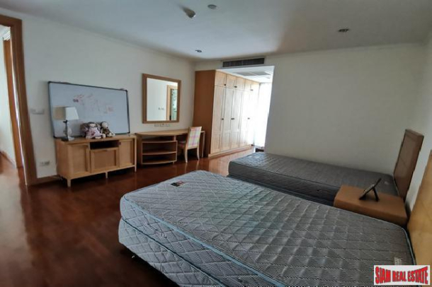G.M.Height | Pet friendly Luxury Living in this Three +1 Bedroom Extra Large Condo on Soi 22, Bangkok-2