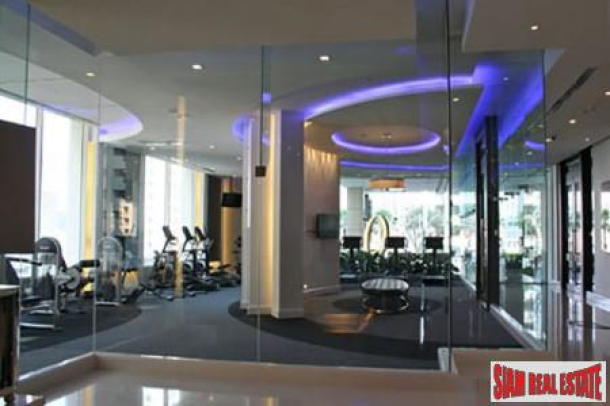 AEQUA Residence Sukhumvit 49 | Minutes from Thong Lo a One Bedroom for Sale-16