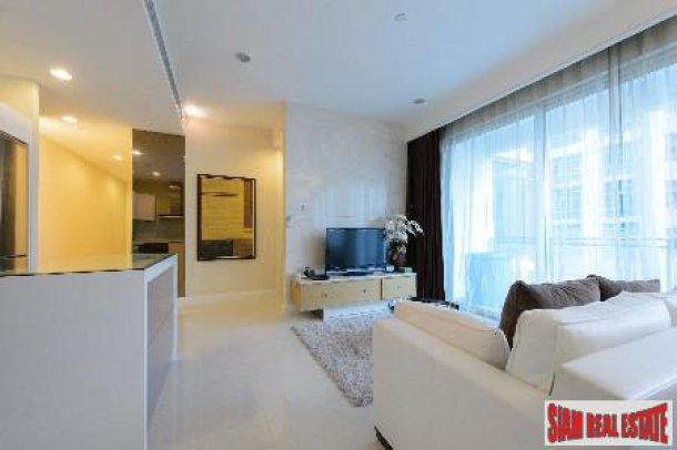 Q Langsuan | Modern and Elegant Two Bedroom with City Views in Lumphini-7