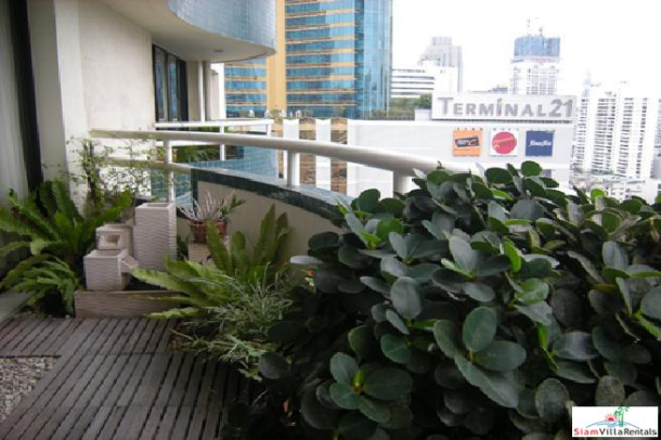 LAS COLINAS ASOKE | Extra Large Deluxe One Bedroom in the Sukhumvit Asoke Area of Bangkok-1