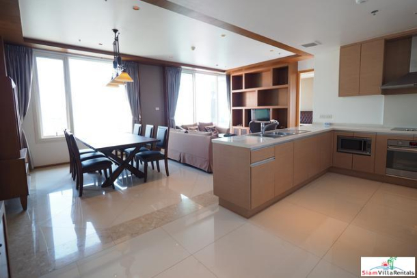 The Empire Place  | Fantastic City Views from this Luxurious Three Bedroom for Rent in Sathorn-10