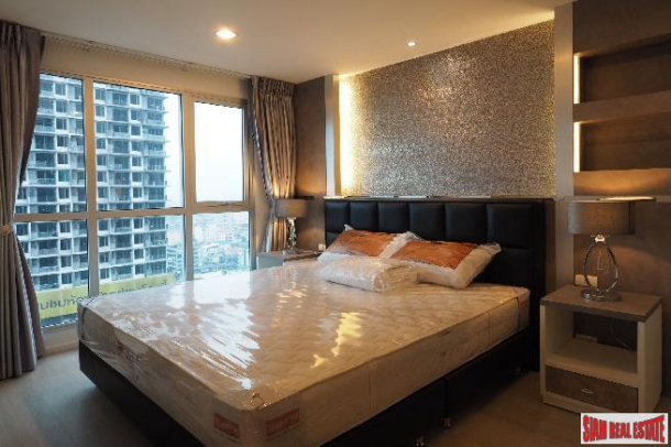 Rhythm Narathiwas | Two Bedroom Corner Unit with City Views for Rent in Sathorn-10