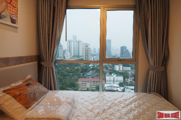 Rhythm Narathiwas | Two Bedroom Corner Unit with City Views for Rent in Sathorn-3
