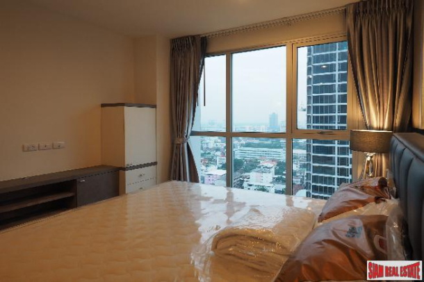 Rhythm Narathiwas | Two Bedroom Corner Unit with City Views for Rent in Sathorn-7