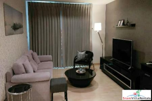 59 Heritage Condo | Convenient Location and Modern Two Bedroom, Two Bath for Rent in Trendy Thong Lo-1