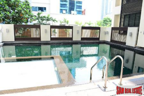 59 Heritage Condo | Convenient Location and Modern Two Bedroom, Two Bath for Rent in Trendy Thong Lo-2