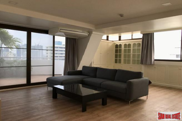 Supalai Place | Large Newly Renovated 2 Bed Condo with Balcony at Sukhumvit 39, Phrom Phong-7