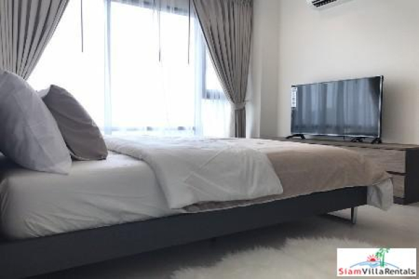 Rhythm Sukhumvit 36-38 | City Views and Very Modern Two Bedroom For Rent in Phra Khanong-10