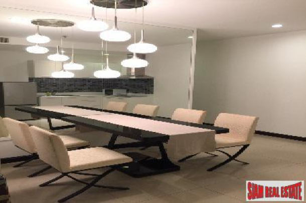 Prime 11 | Contemporary Two Bedroom Condo with Pool Views for Rent in Nana-6