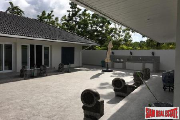 Inside the Gates of Loch Palm Golf Course a Three Bedroom Pool Villa for Sale, Kathu, Phuket-5