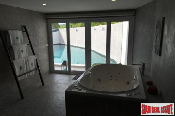 Inside the Gates of Loch Palm Golf Course a Three Bedroom Pool Villa for Sale, Kathu, Phuket-8