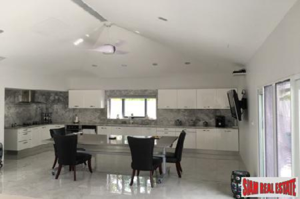 Inside the Gates of Loch Palm Golf Course a Three Bedroom Pool Villa for Sale, Kathu, Phuket-9