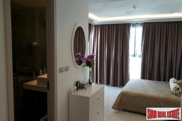 Luxury High Rise Condominium with Fantastic Sea View for Sale in Wongamat Pattaya-2