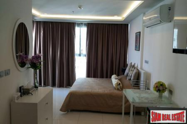 Luxury High Rise Condominium with Fantastic Sea View for Sale in Wongamat Pattaya-3