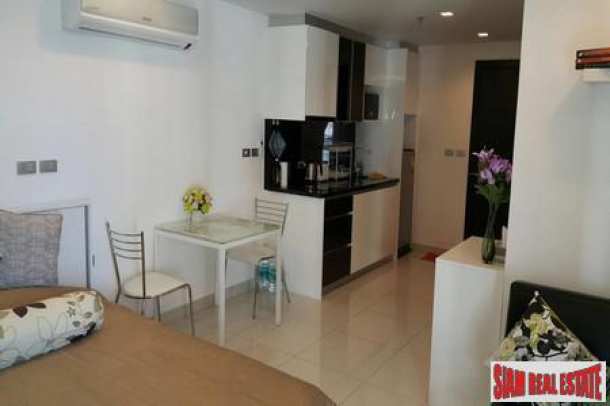 Luxury High Rise Condominium with Fantastic Sea View for Sale in Wongamat Pattaya-5