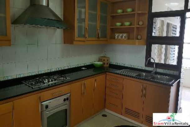 Neo Aree Sukhumvit 26 | Modern Large Three Bedroom Condo for Rent in Khlong Toei-6