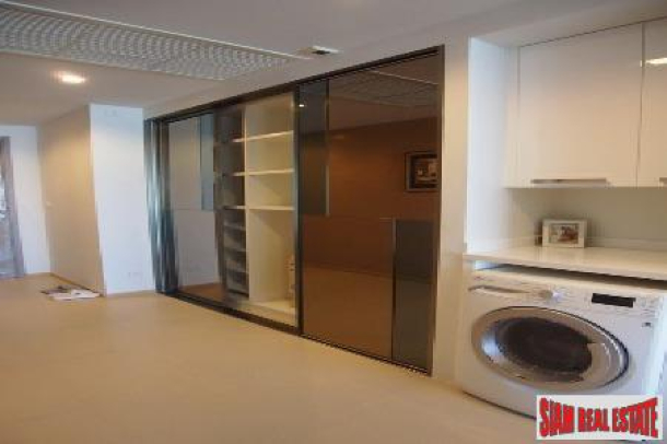 HQ by Sansiri | Luxury 3-Bedroom Apartment with Panoramic Views on Sukhumvit 55-7