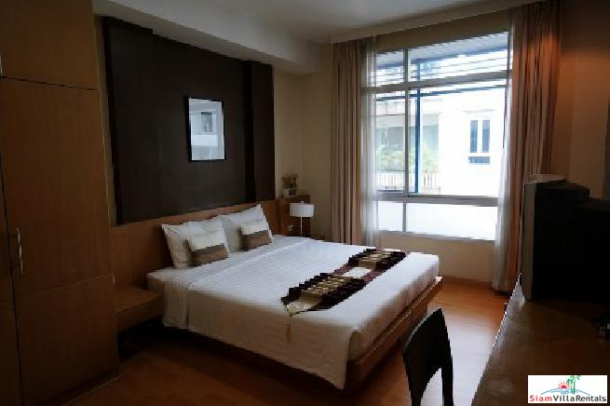 Silom Convent Garden | Pleasant and Comfortable Studio Apartment for Rent-14