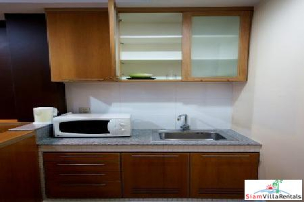 Silom Convent Garden | Pleasant and Ready to Move in Studio Apartment for Rent-7